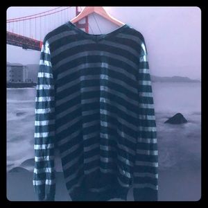 vintage unbranded long striped knitted tee.